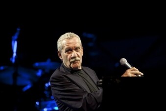 Paolo Conte - Una faccia in prestito: Guida TV - TV Sorrisi e Canzoni