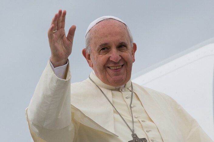 Arrivo allo stadio di Fatima e visita alla cappellina delle apparizioni: Guida TV - TV Sorrisi e Canzoni