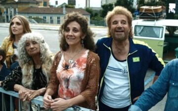 Sky Cine News - Poveri ma ricchissimi: Guida TV - TV Sorrisi e Canzoni