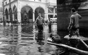 Lungo il fiume e sull'acqua: Guida TV - TV Sorrisi e Canzoni