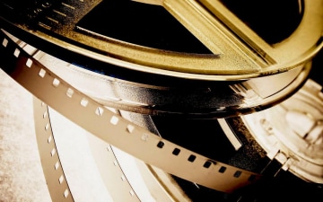 Al cinema con...: Guida TV - TV Sorrisi e Canzoni