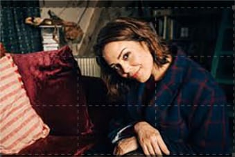 Mademoiselle Holmes: Guida TV - TV Sorrisi e Canzoni