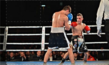 Pesi Supergallo: De Rosa vs Cuelo: Guida TV - TV Sorrisi e Canzoni