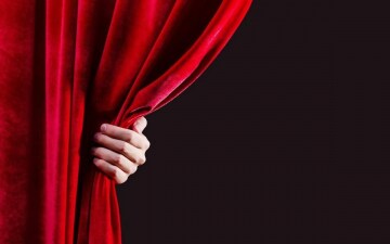 Teatro - La regina e gli insorti: Guida TV - TV Sorrisi e Canzoni