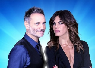 Dalla Strada al Palco: Guida TV - TV Sorrisi e Canzoni