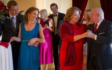 Rosamunde Pilcher: La donna sulla scogliera: Guida TV - TV Sorrisi e Canzoni