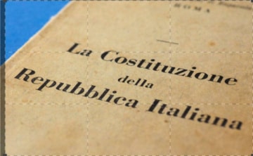 La legge fondamentale - 75° anniversario: Guida TV - TV Sorrisi e Canzoni