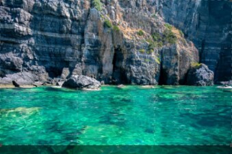 Azzurro. Storie di mare: Guida TV - TV Sorrisi e Canzoni