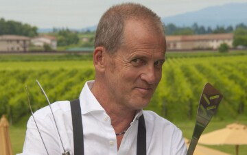 Beker on Tour Speciali: Guida TV - TV Sorrisi e Canzoni