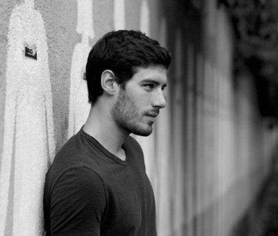 Seven Nights: Guida TV  - TV Sorrisi e Canzoni