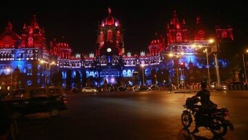 Caccia al tempo di Mumbai: Guida TV  - TV Sorrisi e Canzoni