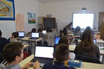 Real School - Generazione Digitale: Guida TV  - TV Sorrisi e Canzoni