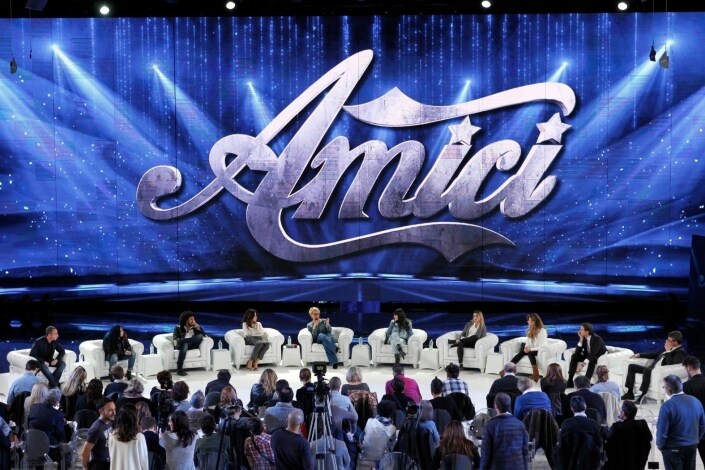 Amici di Maria de Filippi: Guida TV  - TV Sorrisi e Canzoni