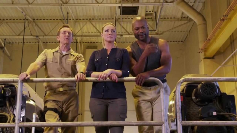 Mega Shark vs. Mecha Shark: Guida TV  - TV Sorrisi e Canzoni