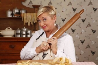 Le mani in pasta: Guida TV  - TV Sorrisi e Canzoni