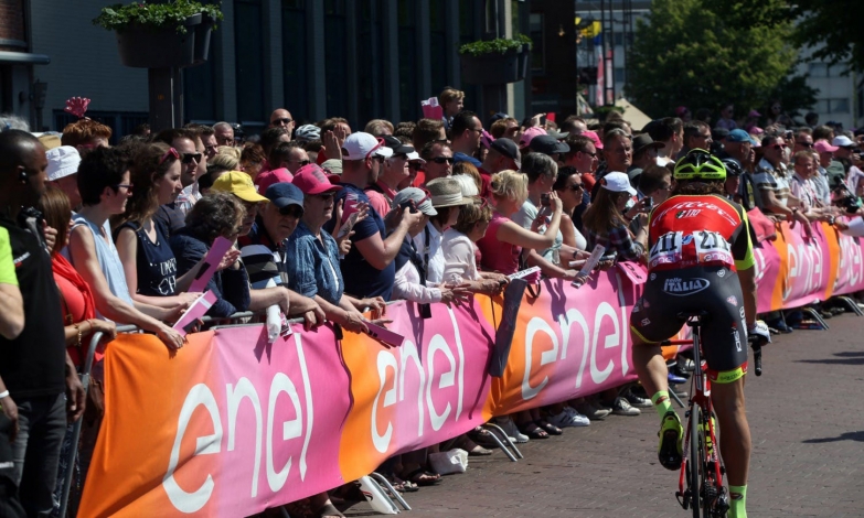 Giro all'Arrivo: Guida TV  - TV Sorrisi e Canzoni