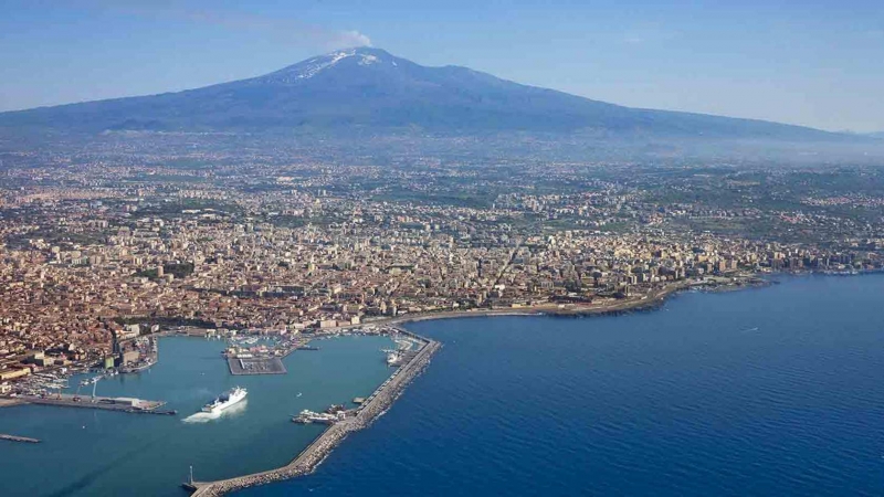 L'isola delle donne: Guida TV  - TV Sorrisi e Canzoni