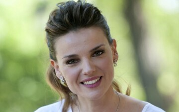 Amanti e segreti: Guida TV  - TV Sorrisi e Canzoni