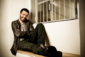 Daniele Silvestri - Acrobati: Guida TV  - TV Sorrisi e Canzoni