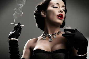 Burlesque - L'arte della seduzione: Guida TV  - TV Sorrisi e Canzoni