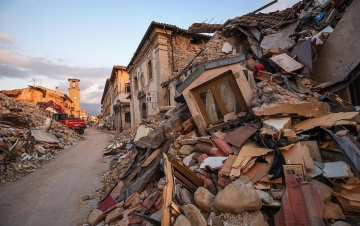 Casa d'altri: Guida TV  - TV Sorrisi e Canzoni