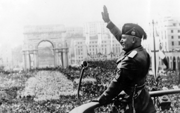 1939-1945. La II Guerra Mondiale L'Italia in guerra: Guida TV  - TV Sorrisi e Canzoni