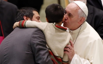 Auguri ai dipendenti della Santa Sede e dello Stato della Città del Vaticano: Guida TV  - TV Sorrisi e Canzoni
