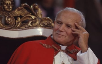Nella memoria di Giovanni Paolo II: Guida TV  - TV Sorrisi e Canzoni