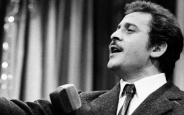 Un uomo in frac: Guida TV  - TV Sorrisi e Canzoni
