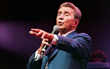 Gilbert Becaud In Concerto: Guida TV  - TV Sorrisi e Canzoni