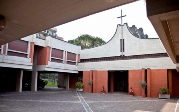 Collegamento con i nostri inviati dalla Parrocchia San Gelasio: Guida TV  - TV Sorrisi e Canzoni