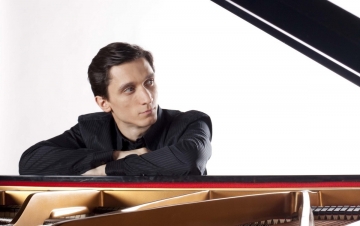Alexander Romanovsky - recital: Guida TV  - TV Sorrisi e Canzoni