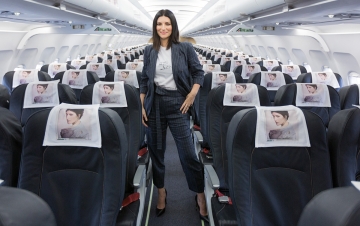 Intervista Laura Pausini: Guida TV  - TV Sorrisi e Canzoni