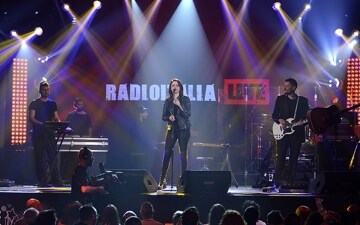 Radio Italia Live: Guida TV  - TV Sorrisi e Canzoni