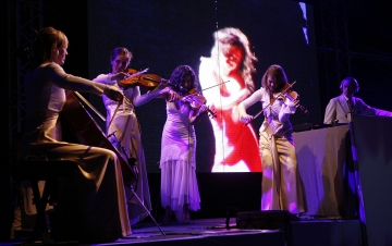 Gotan Project Casinò de Paris: Guida TV  - TV Sorrisi e Canzoni
