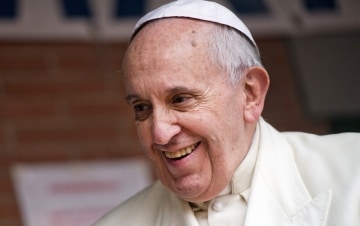Papa Francesco recita il Santo Rosario per l'apertura del Mese Mariano: Guida TV  - TV Sorrisi e Canzoni