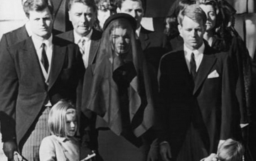 Bobby Kennedy. Il sogno di un mondo migliore: Guida TV  - TV Sorrisi e Canzoni