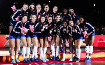 Incontro tra il Presidente della Repubblica Sergio Mattarella e la Nazionale Femminile di Pallavolo: Guida TV  - TV Sorrisi e Canzoni