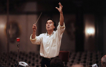 Claudio Abbado prova Schoenberg: Guida TV  - TV Sorrisi e Canzoni