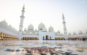 Viaggio del Papa negli Emirati Arabi Uniti: Guida TV  - TV Sorrisi e Canzoni