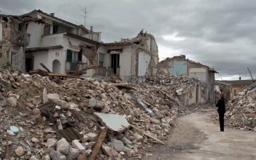 L'Aquila. Una città italiana: Guida TV  - TV Sorrisi e Canzoni