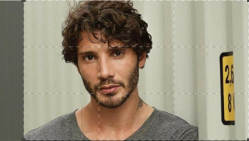 Stefano De Martino - Su di me: Guida TV  - TV Sorrisi e Canzoni