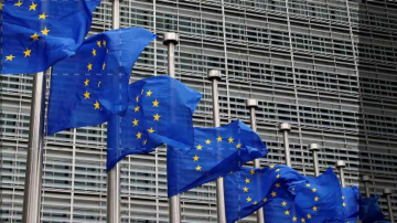 Uomo europeo: Guida TV  - TV Sorrisi e Canzoni