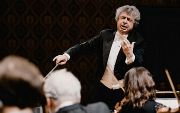 Semyon Bychkov e Tom Borrow Prima Visione RAI: Guida TV  - TV Sorrisi e Canzoni