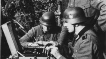 Caccia a Hitler: Guida TV  - TV Sorrisi e Canzoni