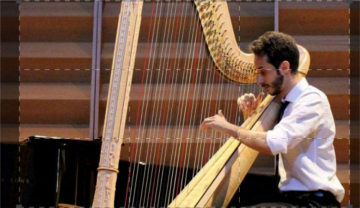 Strumenti musica colta: l'arpa: Guida TV  - TV Sorrisi e Canzoni