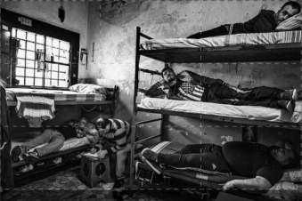 Dietro il carcere: Guida TV  - TV Sorrisi e Canzoni