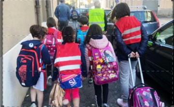 La scuola in cammino: Guida TV  - TV Sorrisi e Canzoni