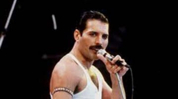Freddie Mercury - La storia mai raccontata: Guida TV  - TV Sorrisi e Canzoni