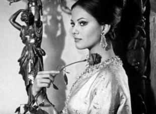 Claudia Cardinale - La misteriosa: Guida TV  - TV Sorrisi e Canzoni